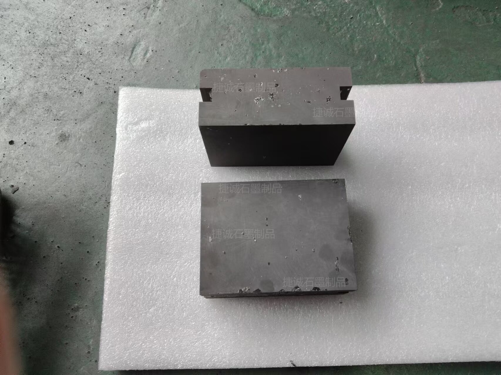 高分子扩散焊机石墨电极块，软连接石墨块，抗氧化石墨块，扩散焊治具，极柱焊接石墨块，高分子扩散焊机石墨块，软连接石墨块生产厂家